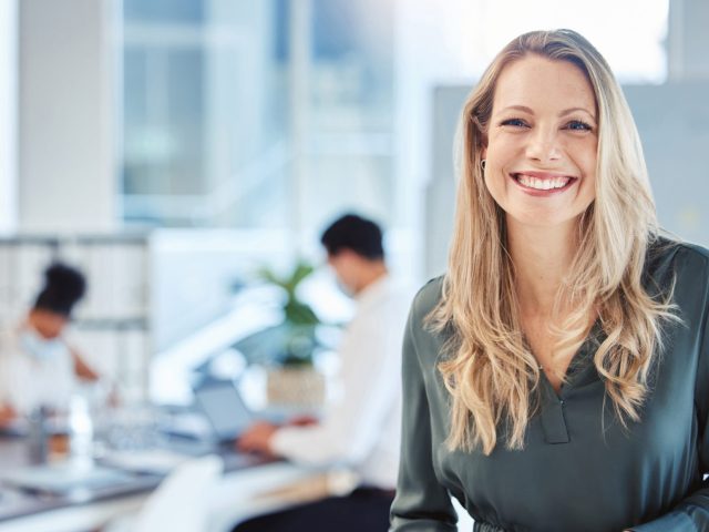 Simplify Life as You Return to the Office with Oasis Laundry’s Pickup & Delivery Service